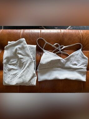 Alo Light Gray Seamless Bralette and Matching Leggings